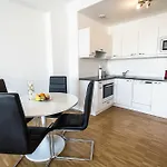 Living Schwedenplatz